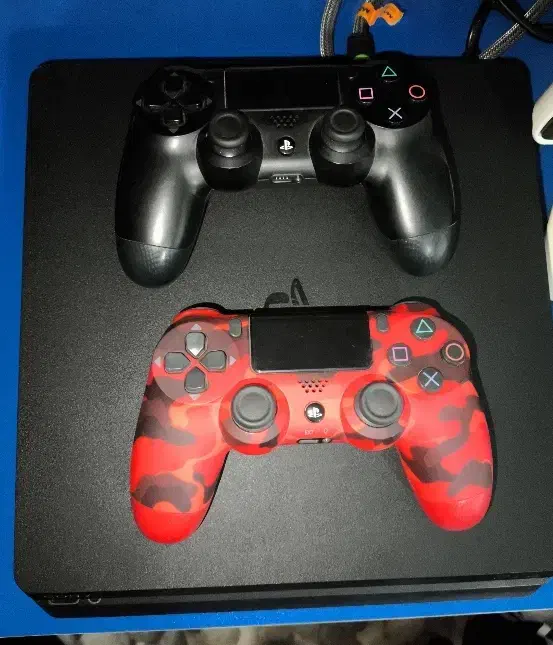 فروش slim PS4 کپی خور حافظه 500 در حد نو|کنسول، بازی ویدئویی و آنلاین|ساوه, |دیوار