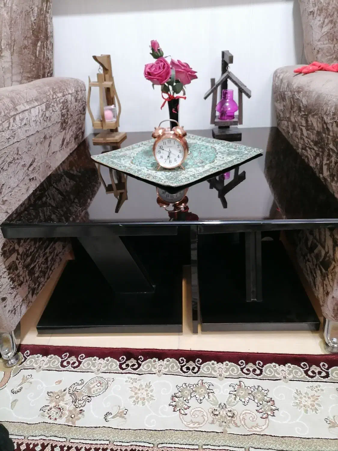 میز جلو مبلی به همراه ۴ تا عسلی|مبلمان خانگی و میز عسلی|بابل, |دیوار