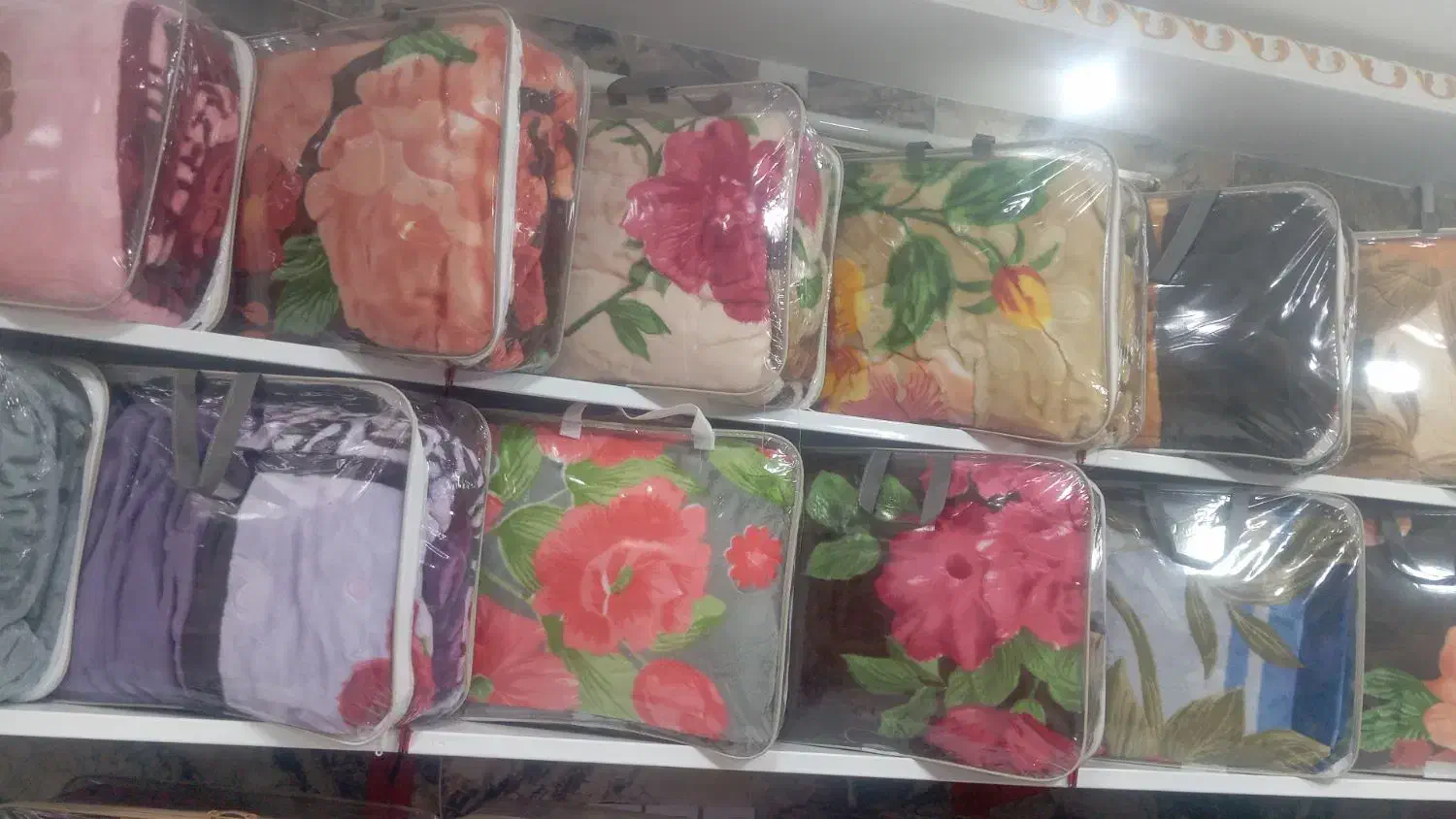 پتو دونفره نرمینه|رختخواب، بالش، پتو|مشهد, طبرسی شمالی|دیوار