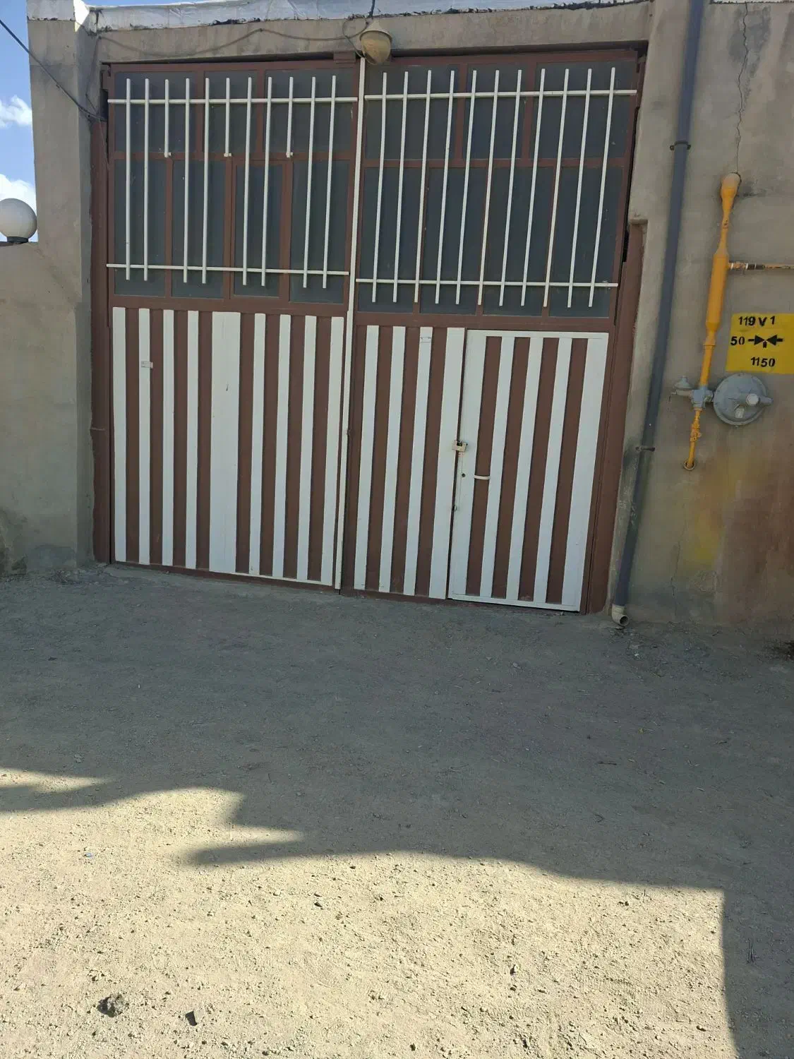 سوله ای به مساحت ۱۵۰متر .برق.، گاز ، صنعتی ومشترک|اجارهٔ دفتر صنعتی، کشاورزی، تجاری|اراک, |دیوار