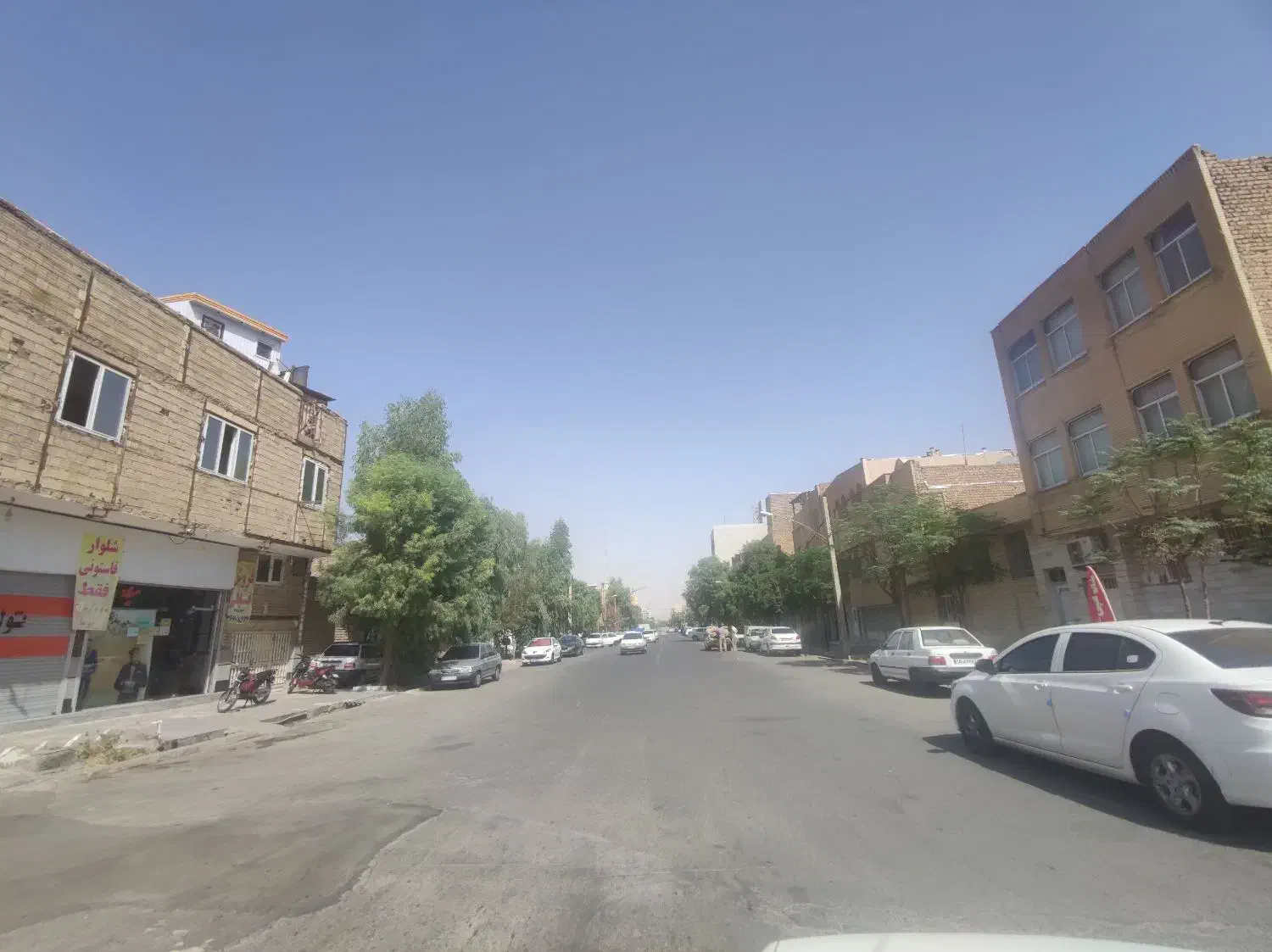 مغازه تمام تجاری بر چمران|فروش مغازه و غرفه|قم, حنیف نژاد|دیوار