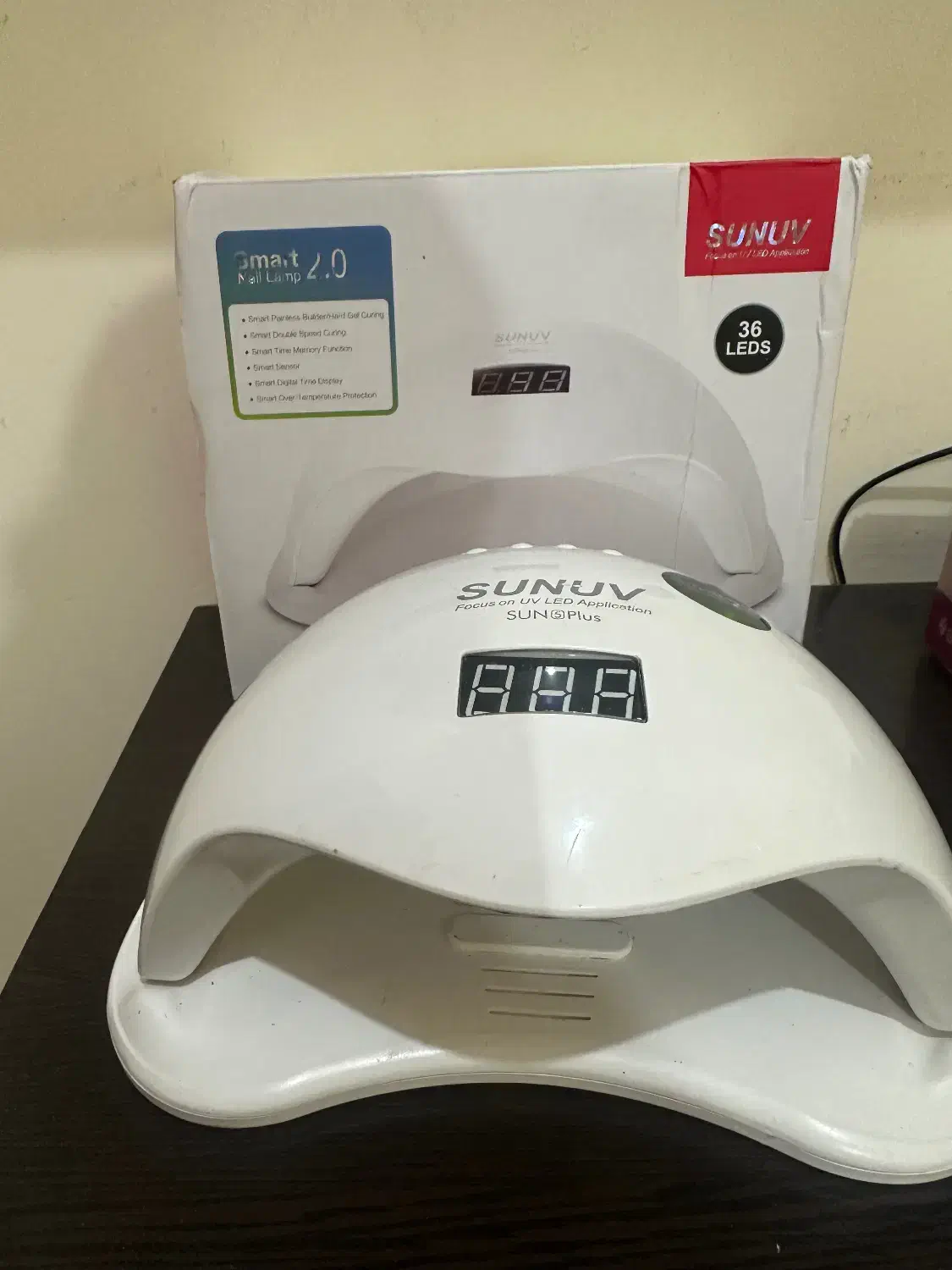 ناخن کاری|آرایشگاه و سالن‌های زیبایی|شهرکرد, |دیوار