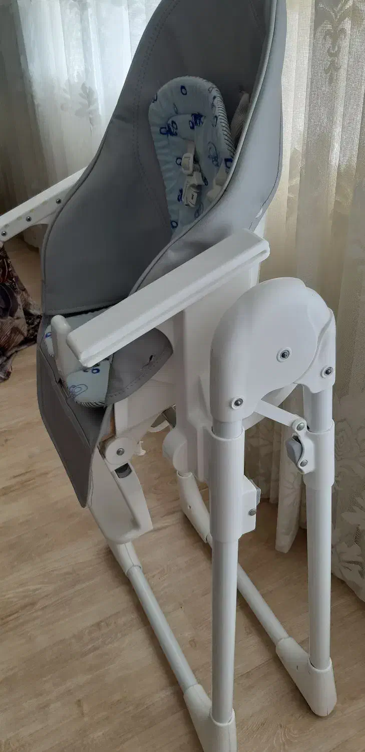 صندلی غذا|تخت و صندلی بچه|اردبیل, |دیوار