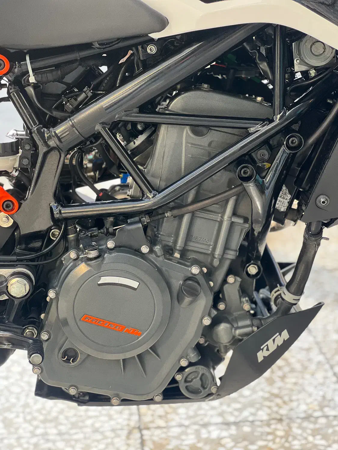 Ktm duke 250. Ns200|موتورسیکلت|گنبد کاووس, |دیوار