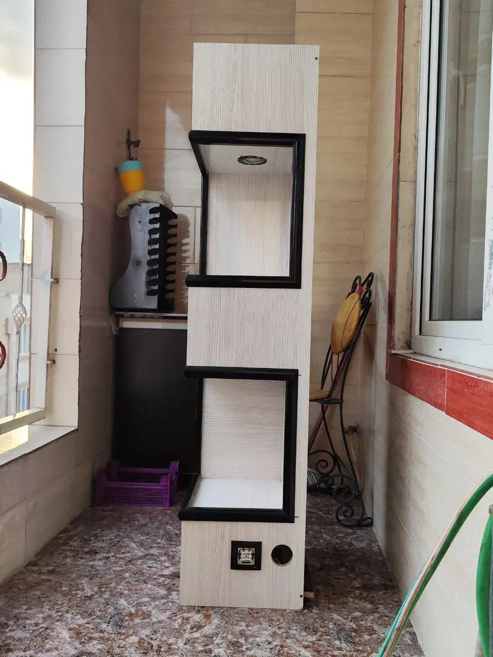 باکس کنار کابینت|کتابخانه، شلف، قفسههای دیواری|کرمانشاه, |دیوار