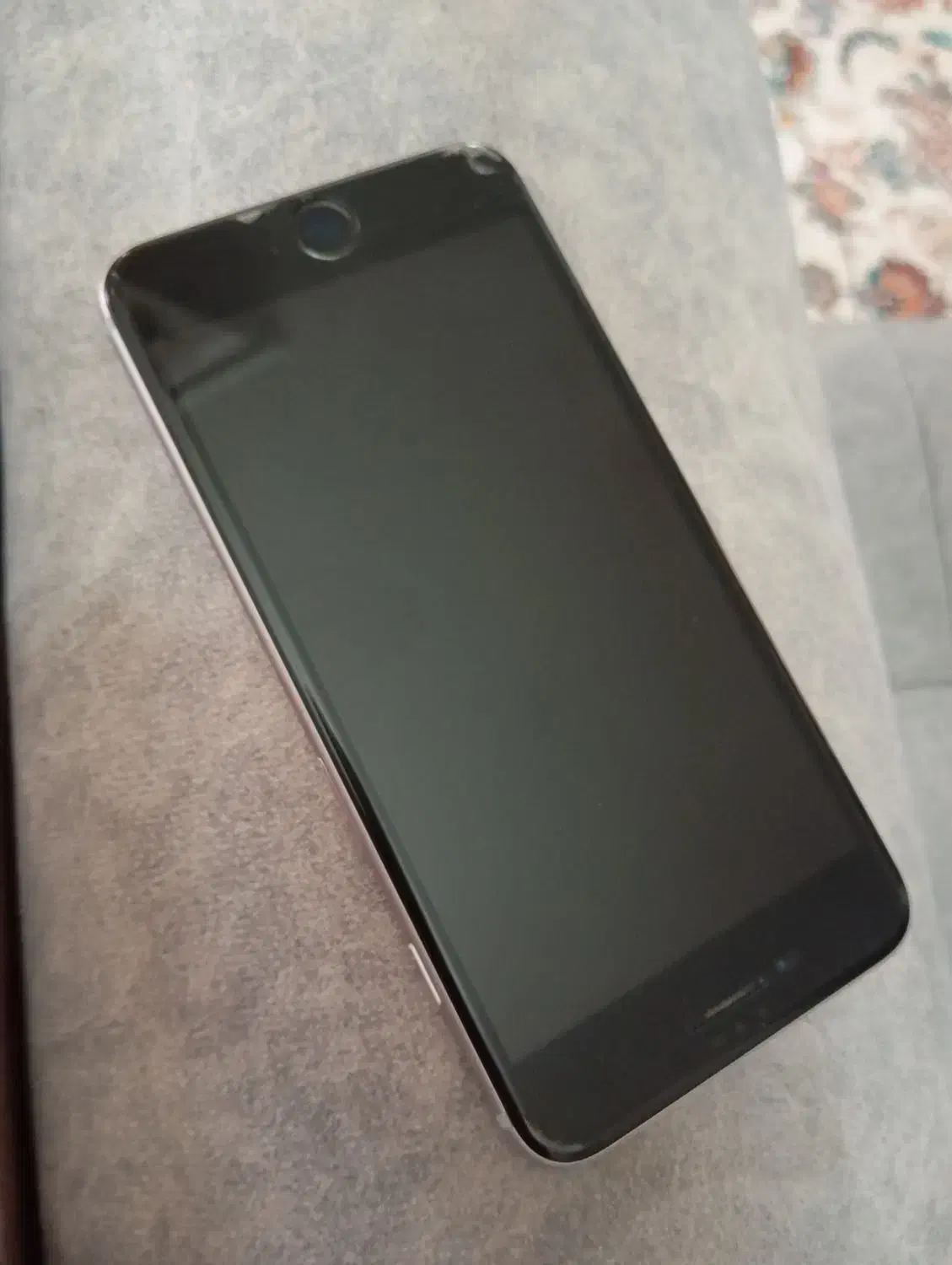 آیفون s6 پلاس|موبایل|اندیشه, اندیشه فاز ۳|دیوار