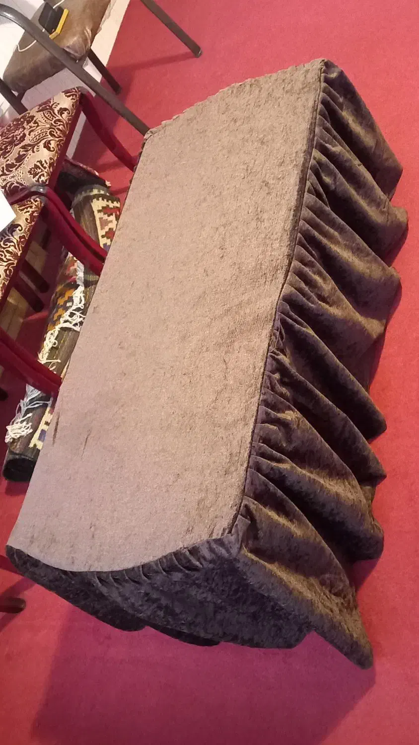 میز چوبی با رومیزی خودش  آلبوم عکس جارم سونی ولنجک|میز و صندلی غذاخوری|تهران, ولنجک|دیوار