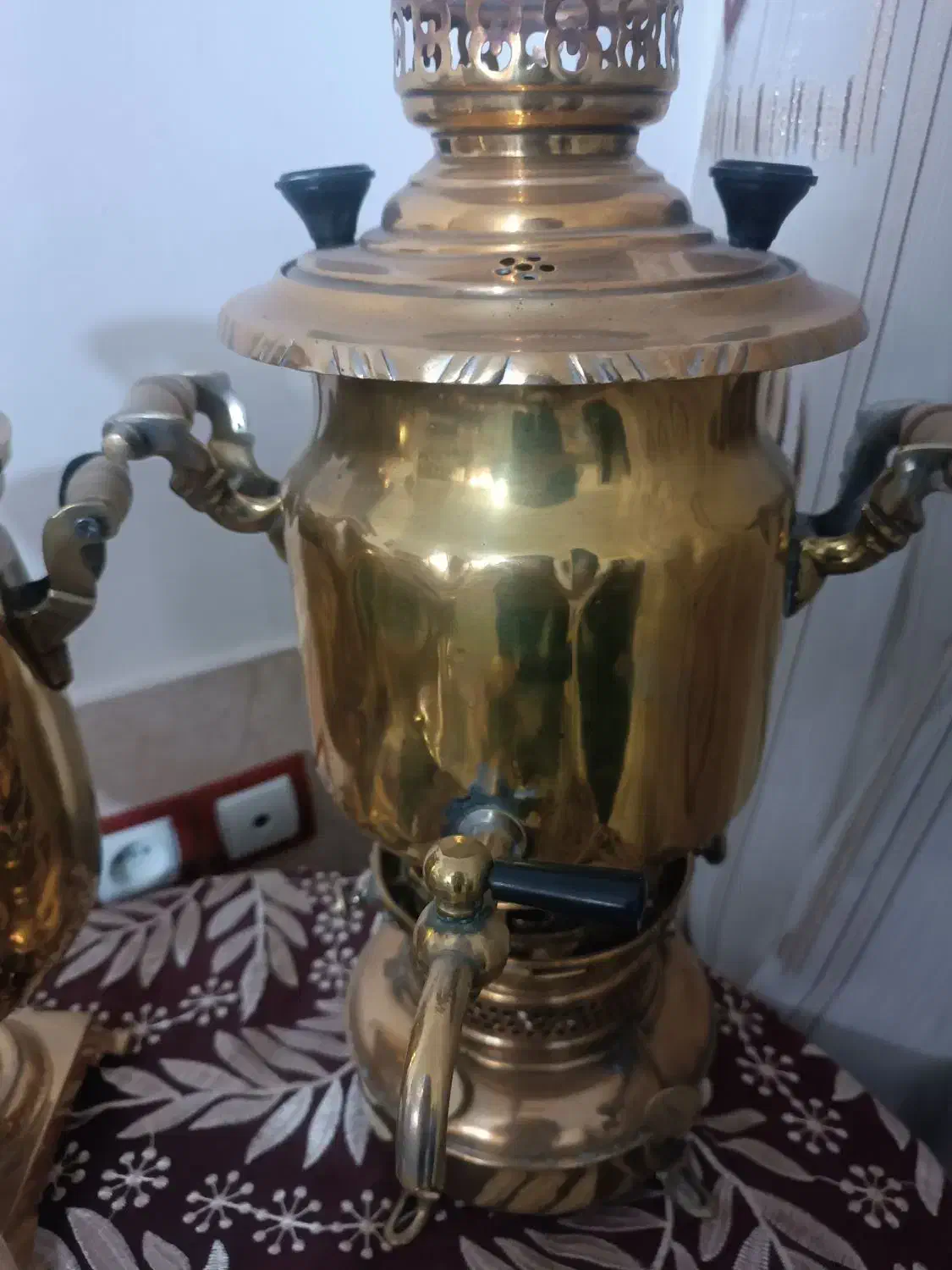 سماورنفتی و زغالی قدیمی دونه 4000000|سماور، چایساز، قهوهساز|سبزوار, گلشن|دیوار