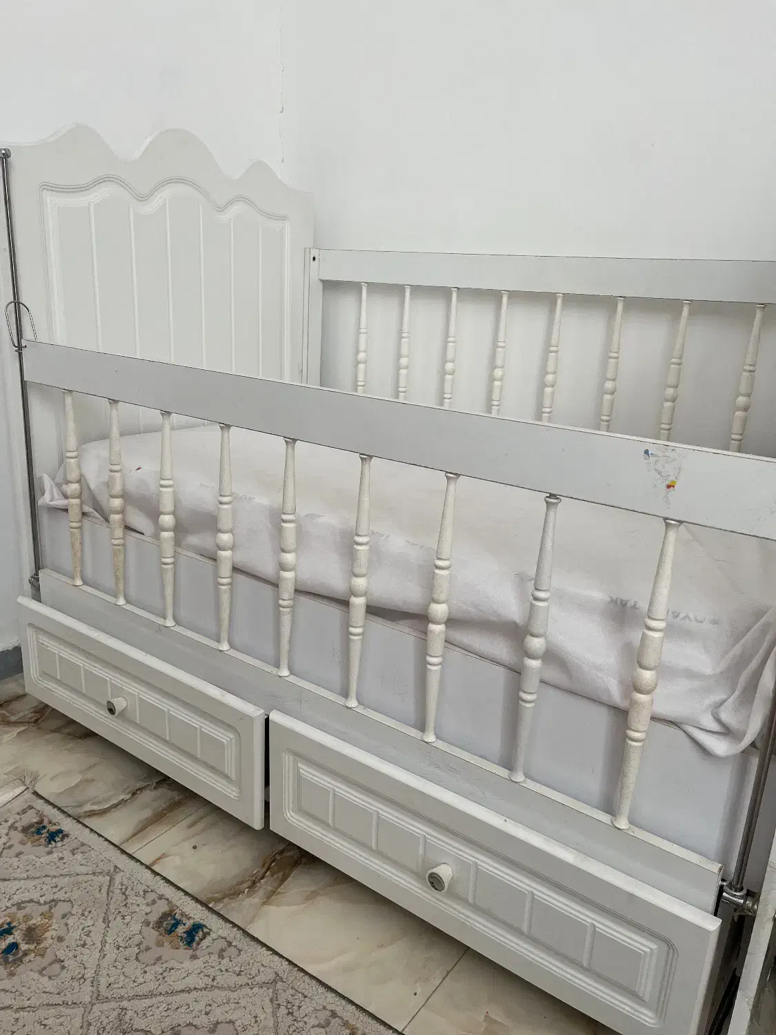 تخت خواب و تشک|تخت و سرویس خواب|لنگرود, |دیوار