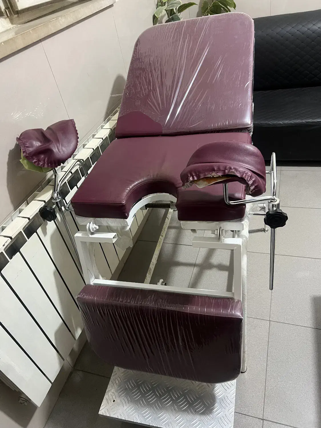 تخت معاینه ژنیکولوژی|پزشکی|سیرجان, |دیوار