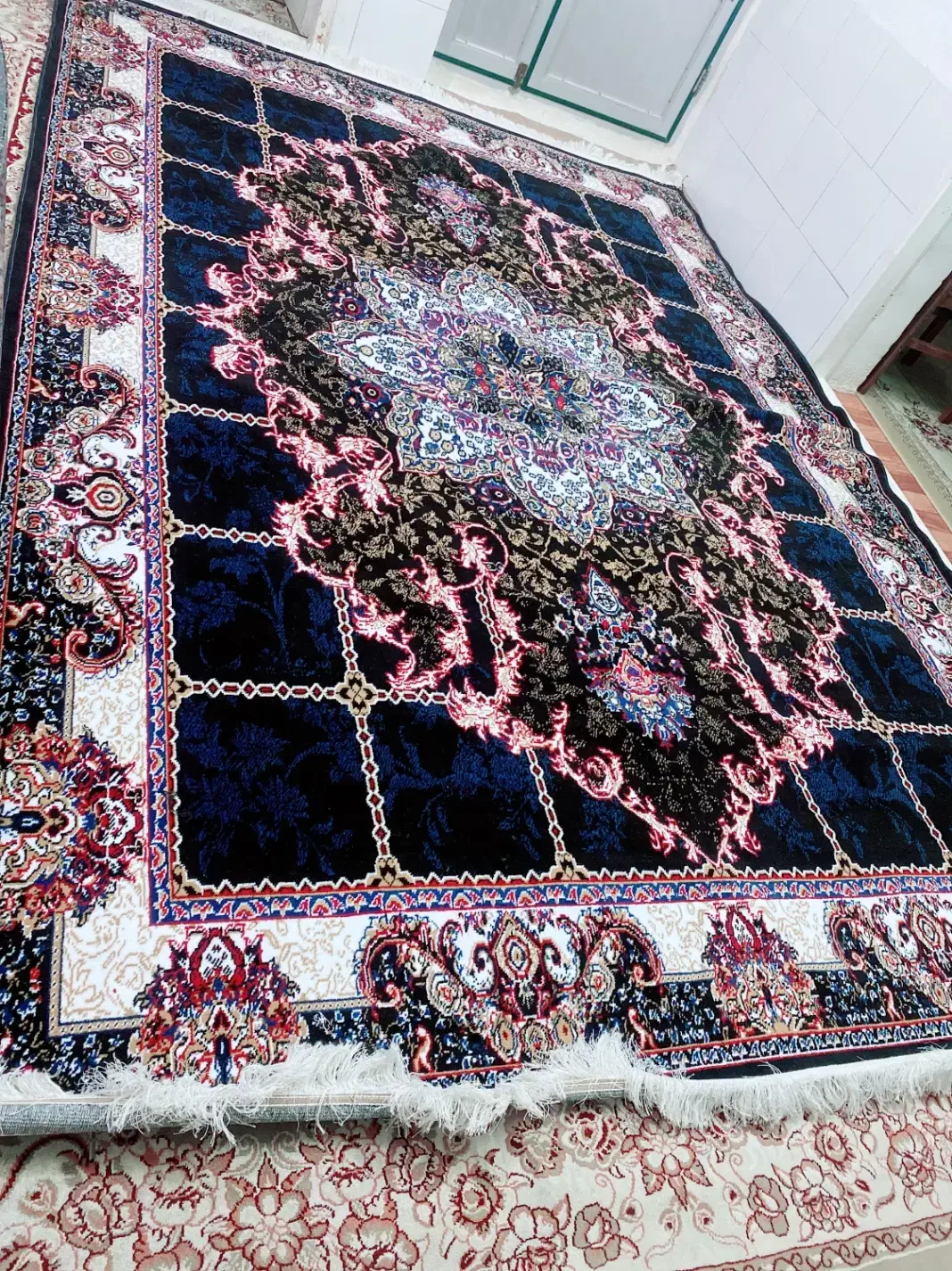 فرش عالیجناب|فرش|گناباد, |دیوار