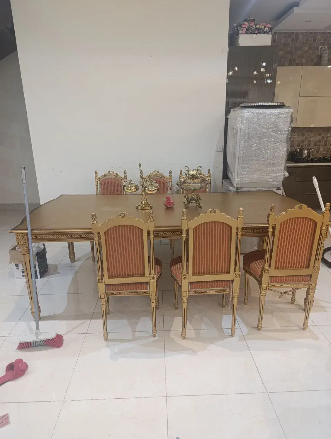 میز ناهار خوری 8 نفره با مبل تکی|میز و صندلی غذاخوری|دماوند, دماوند|دیوار