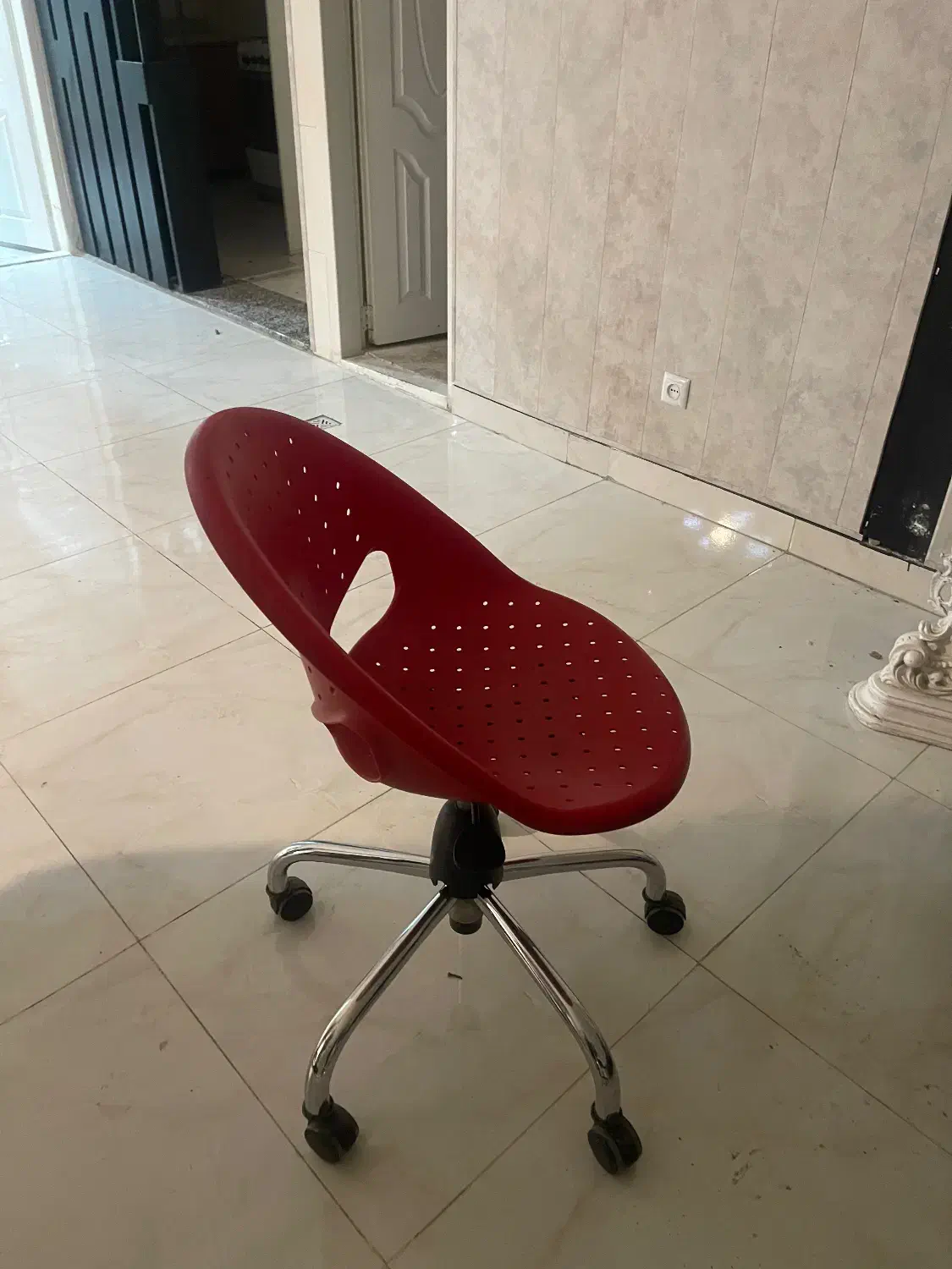 کلیه وسایل سالن زیبایی زنانه بفروش میرسد|آرایشگاه و سالن‌های زیبایی|قزوین, |دیوار