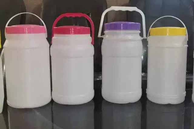 دبه ماستی|ظروف نگهدارنده، پلاستیکی، یک‌بارمصرف|قم, نخودی|دیوار