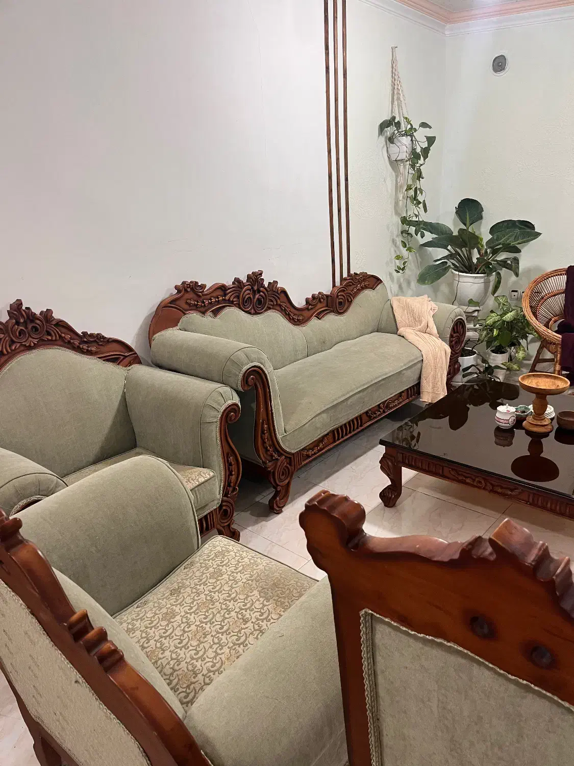 مبل|مبلمان خانگی و میز عسلی|فریدون‌کنار, |دیوار