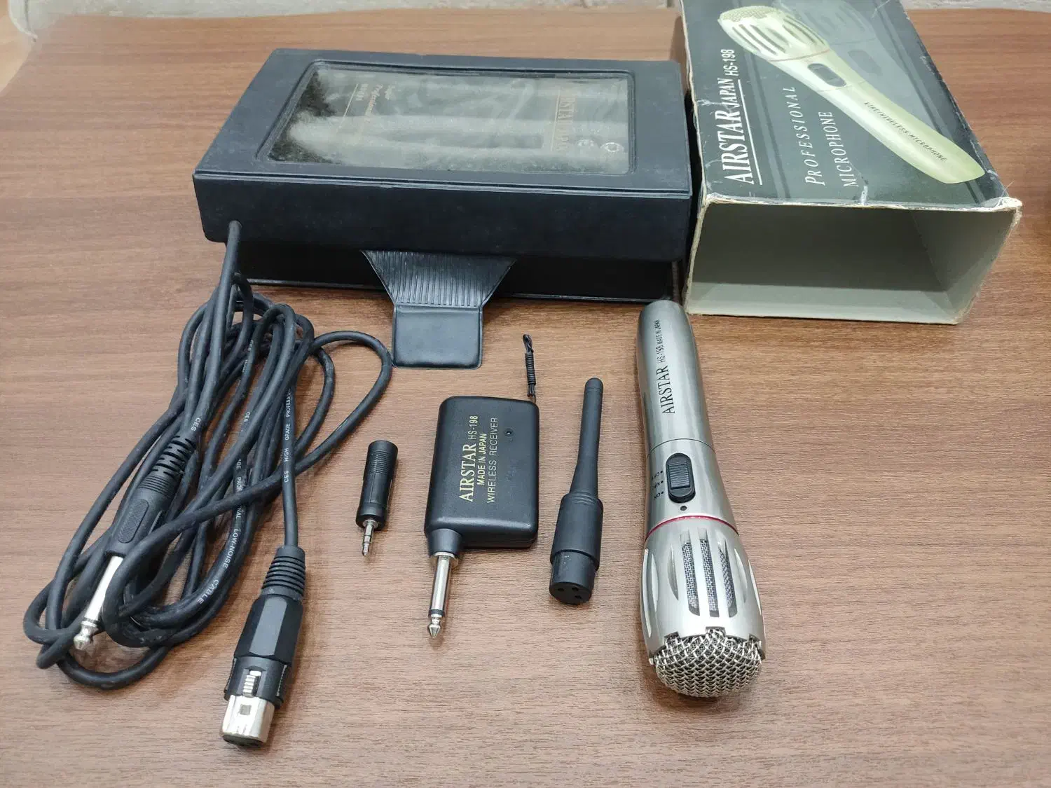 میکروفن بی سیم و با سیم ژاپنی|آلات موسیقی|رشت, کوی مهر|دیوار