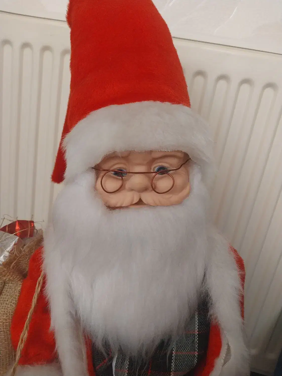 بابا نوئل|اسباب‌‌بازی|سهند, |دیوار