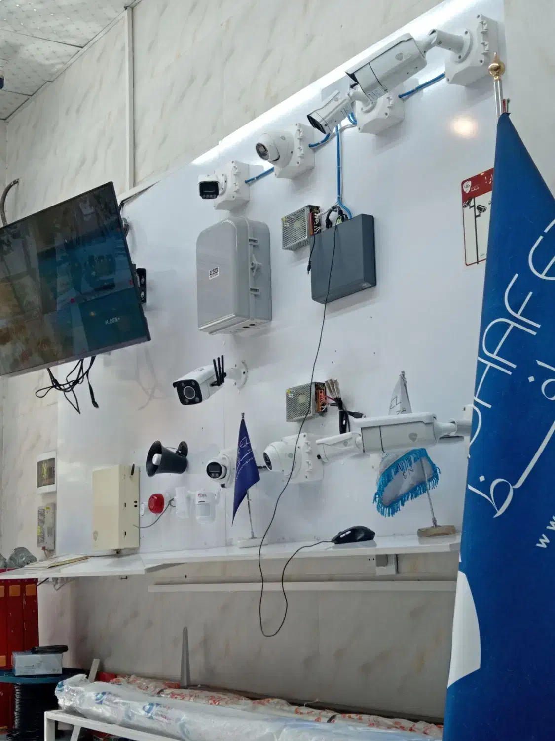 دوربین مداربسته و دزدگیر|دوربین مداربسته|پیشوا, |دیوار