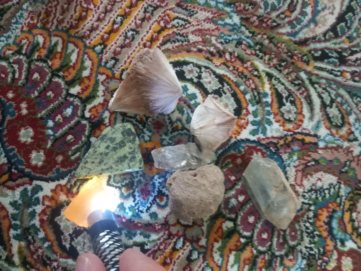 سنگ زینتی|جواهرات|قم, بنیاد|دیوار