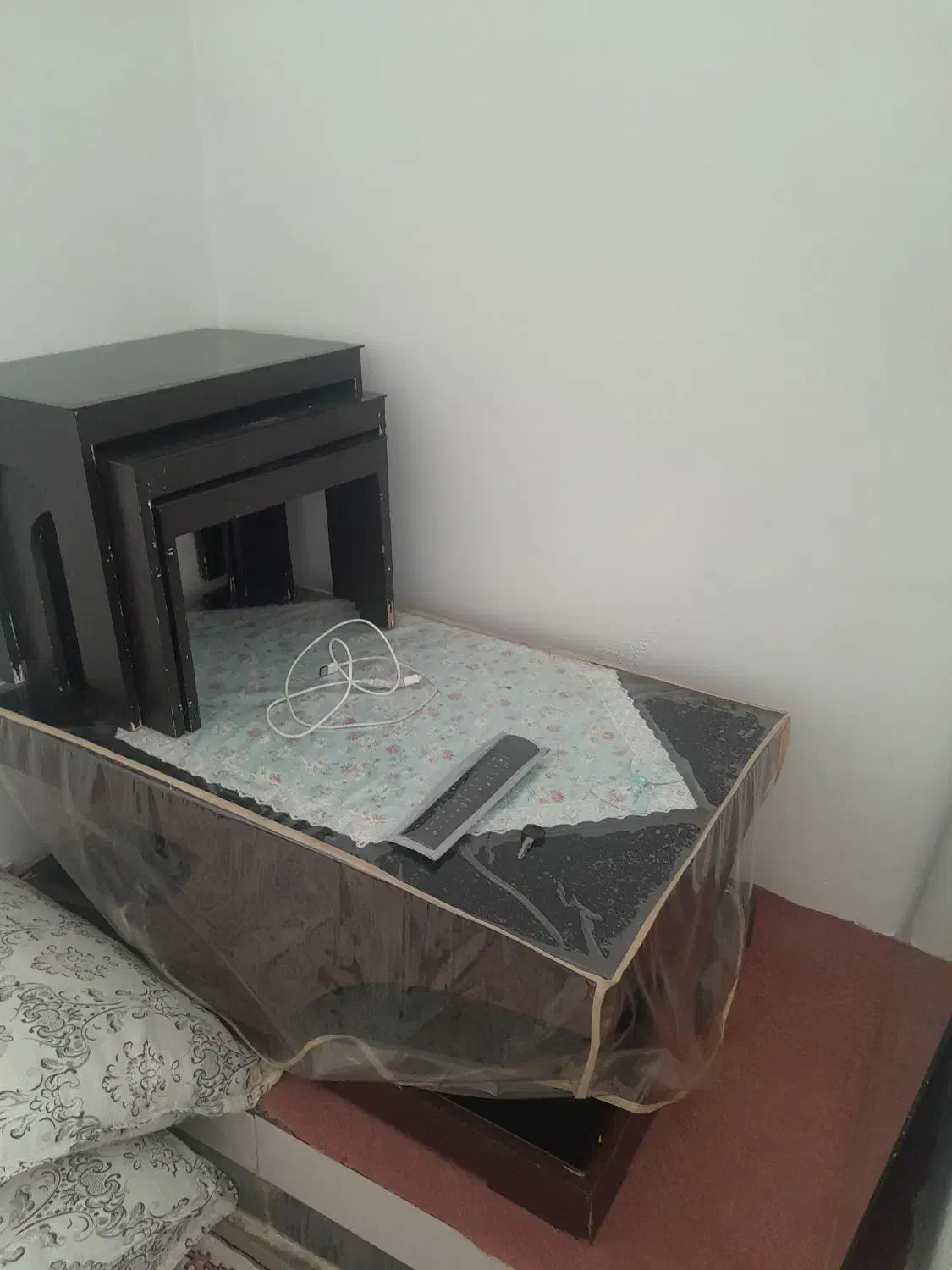 مبل راحتی|مبلمان خانگی و میز عسلی|شیراز, دست خضر|دیوار