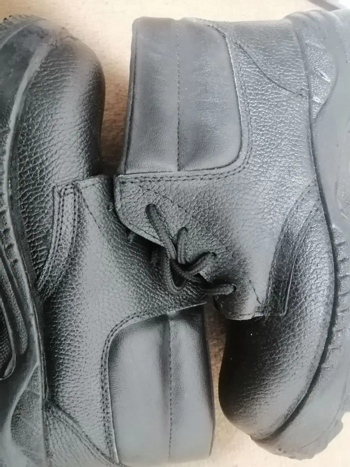 کفش کار نو|کیف، کفش، کمربند|گناباد, |دیوار