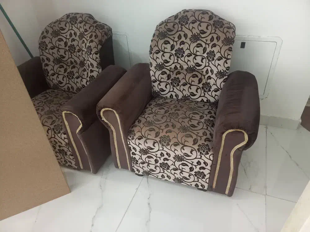 مبل کارکرد ۷نفره|مبلمان خانگی و میز عسلی|چاف و چمخاله, |دیوار