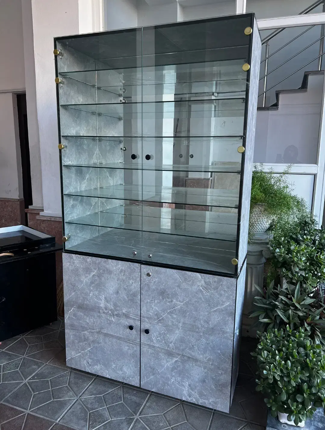 ویترین ام دی اف با درب شیشه ای|بوفه، ویترین، کنسول|نوشهر, |دیوار