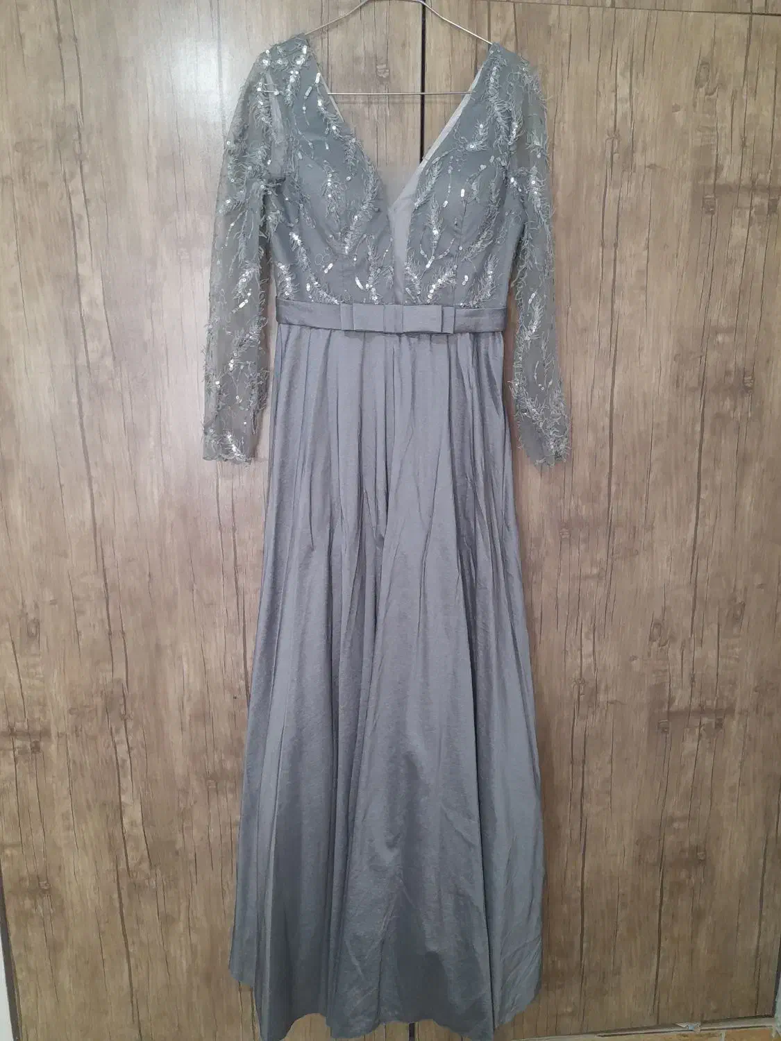 لباس مجلسی کاملا نو|لباس|پردیس, فاز ۳|دیوار