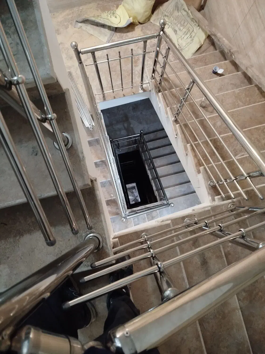 نرده استیل|خدمات پیشه و مهارت|رشت, انصاری|دیوار