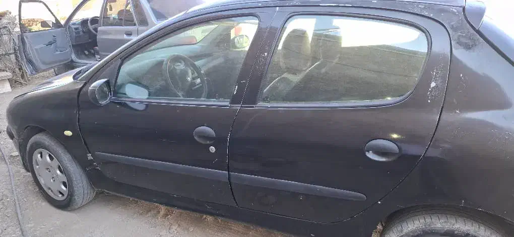 فروشی|خودرو سواری و وانت|داراب, |دیوار