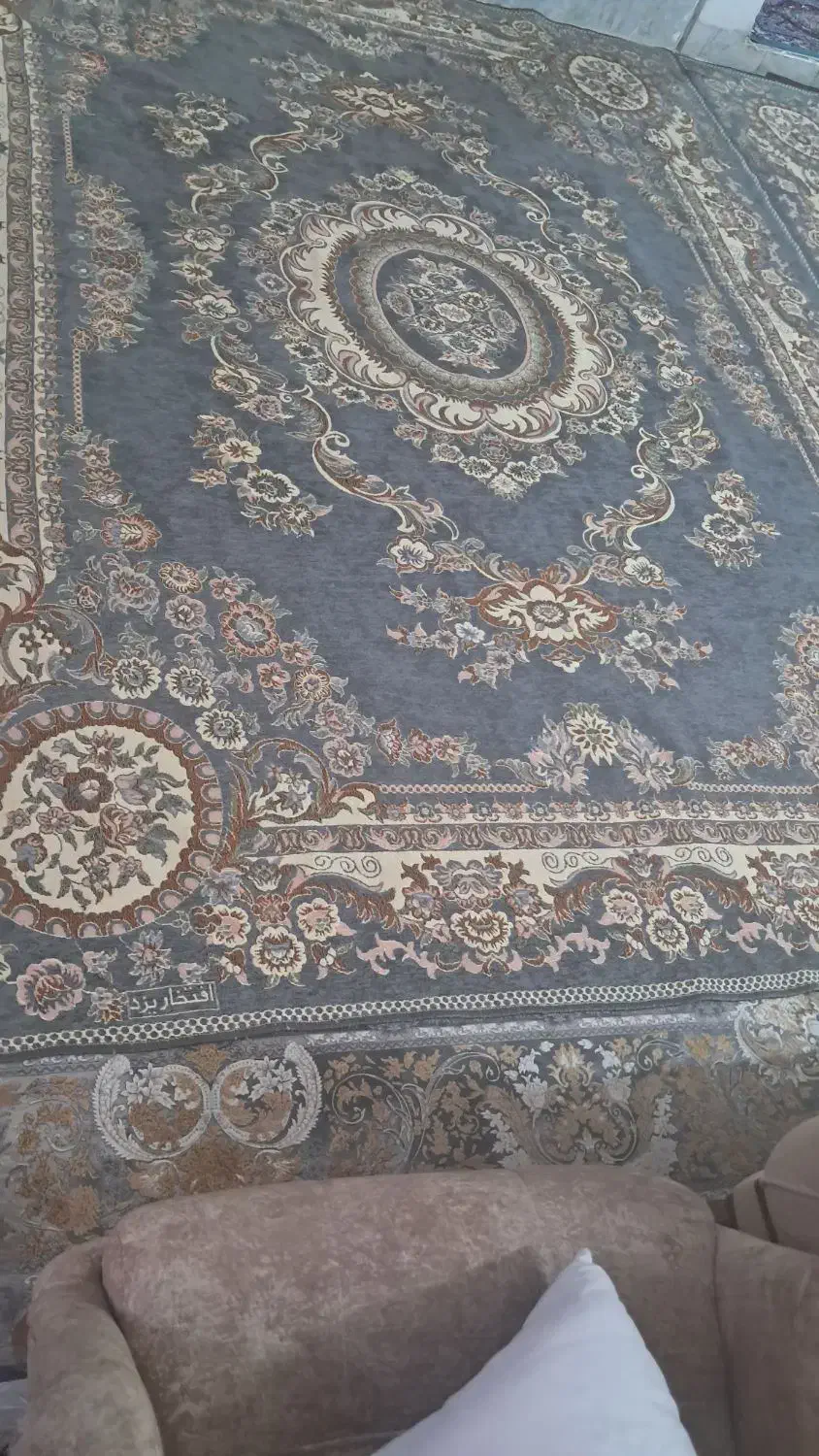 دوتاروفرشی ۹متری|فرش|بروجرد, |دیوار