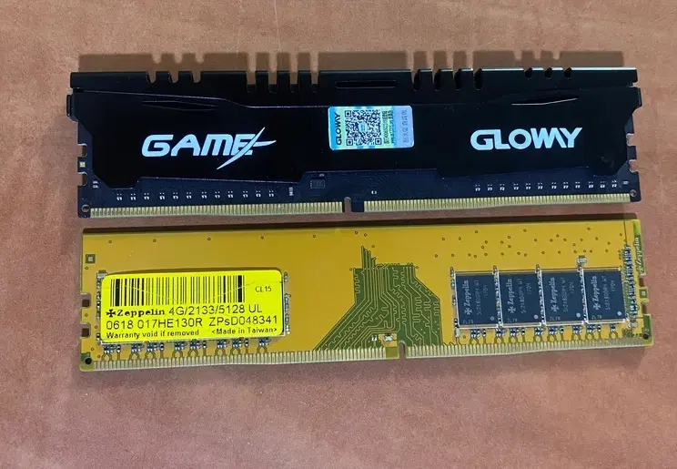 رم ۴ گیگ DDR4|قطعات و لوازم جانبی رایانه|تهران, تهرانسر مرکزی|دیوار