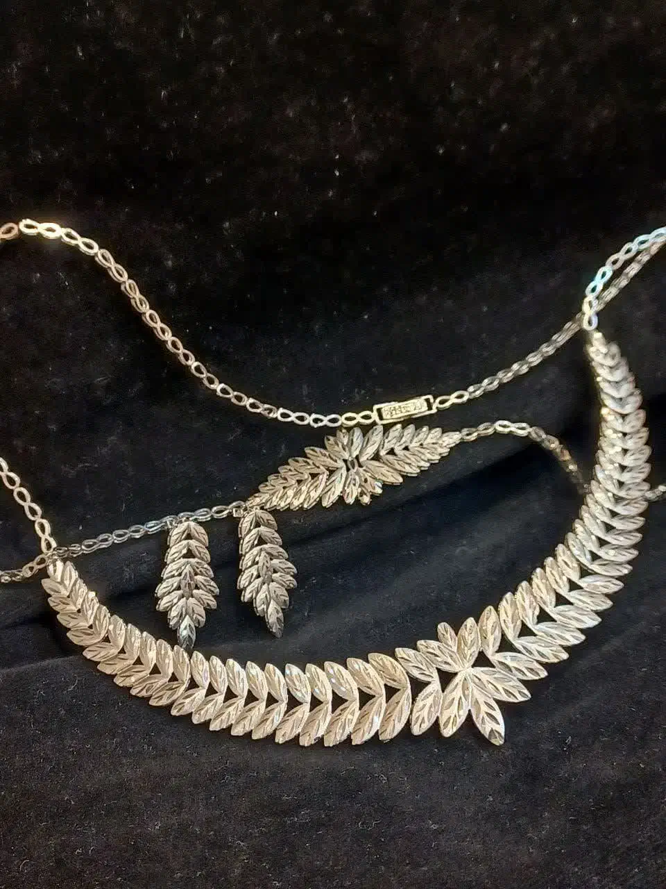 طلا فقط ۴ درصد بالاتر از تابلو|جواهرات|شیراز, شاهچراغ|دیوار