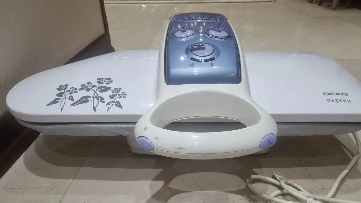 اتو پرس بکو در حد نو|اتو و لوازم اتو|خمینیشهر, |دیوار