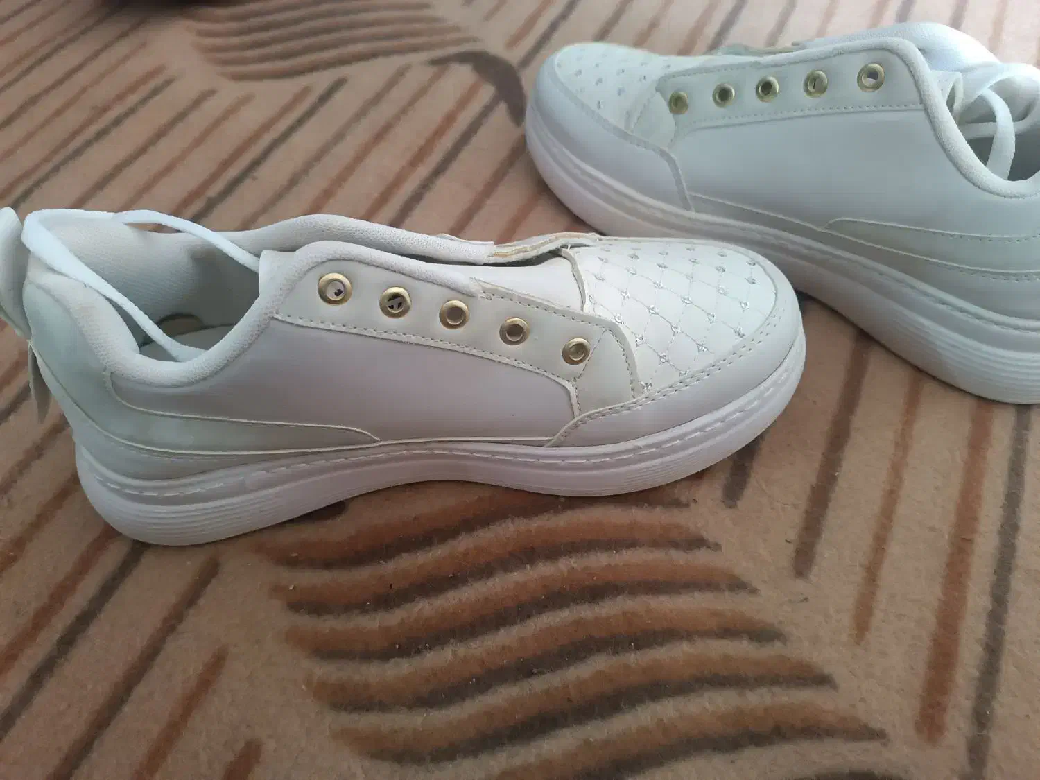 کفش زنانه سایز 38 اسپرت|کیف، کفش، کمربند|زابل, |دیوار