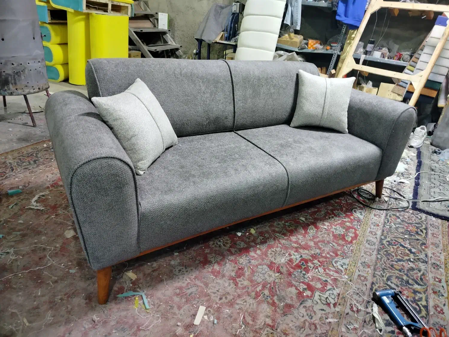 رویه کوب ماهر نیازمندیم|استخدام صنعتی، فنی، مهندسی|چهاردانگه (تهران), |دیوار