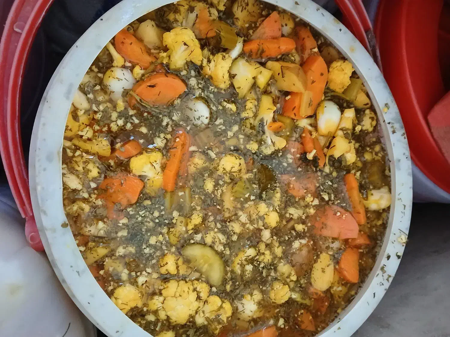 ترشی خانگی گل کلم اعلا فقط کیلویی ۱۵۰ تومن|خوردنی و آشامیدنی|کرج, شهرک شهرداری|دیوار