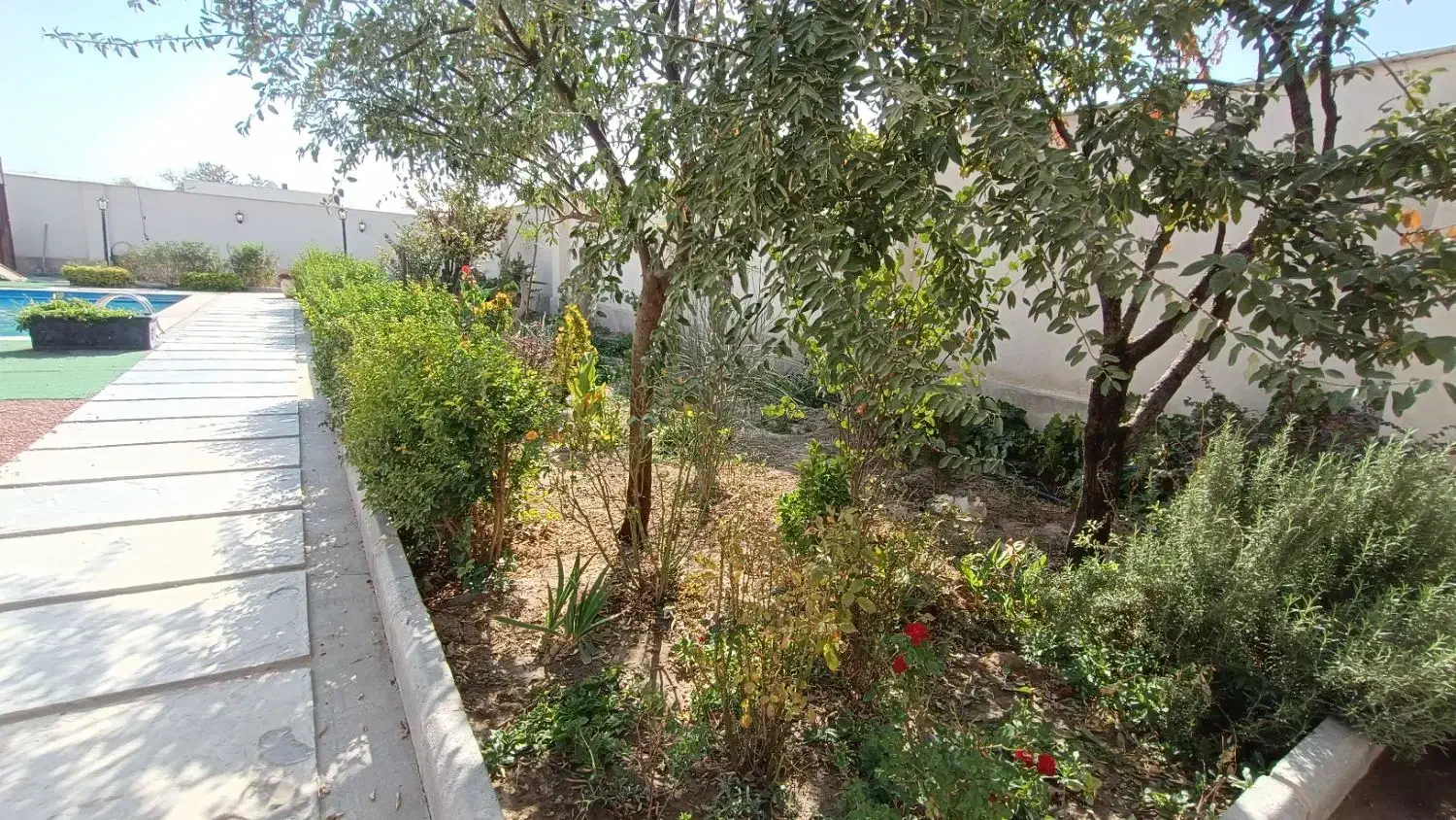 ویلا استخرسرپوشیده سهیلیه/تمیزی تضمین و امنیت بالا|اجارهٔ کوتاه‌مدت ویلا و باغ|کرج, گوهردشت|دیوار