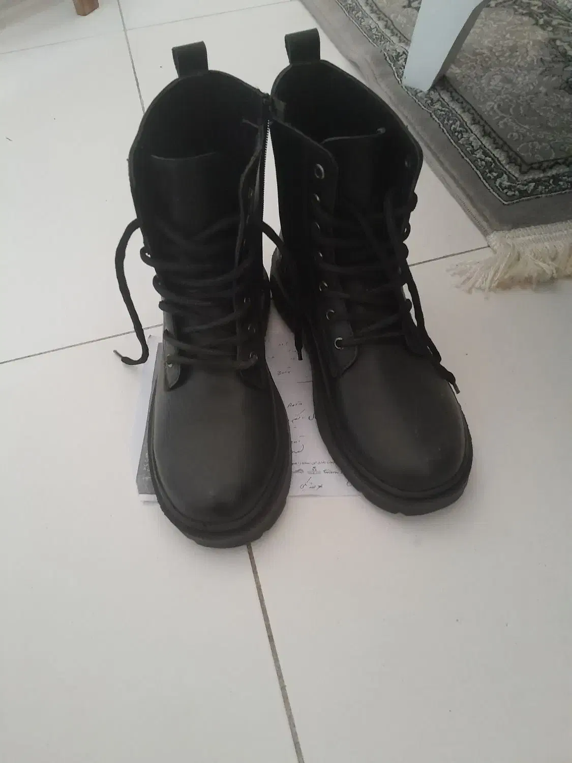 بوت باجنس وکیفیت عالی سایز ۳۹|کیف، کفش، کمربند|شاهینشهر, مخابرات (شهید بهشتی)|دیوار
