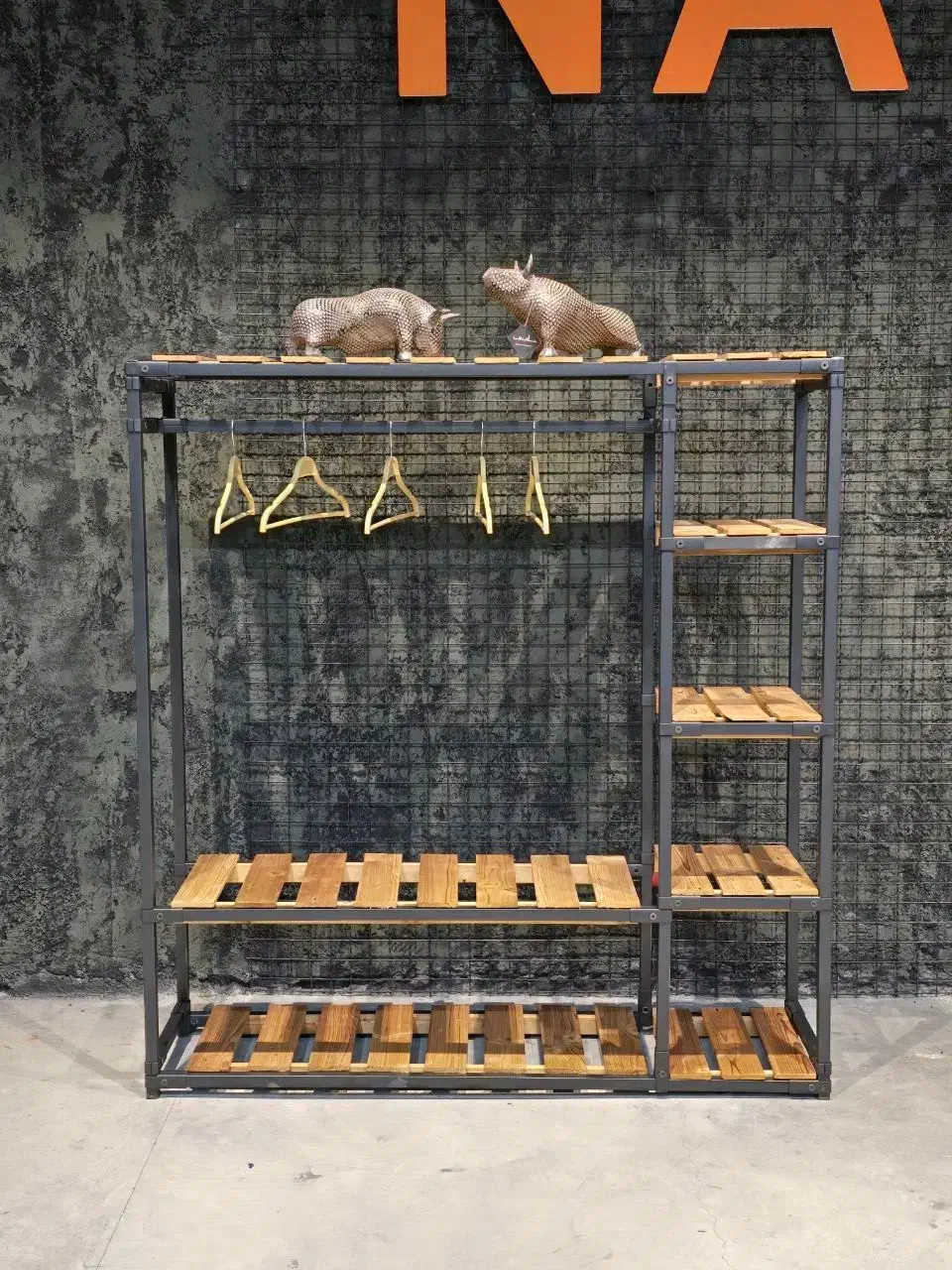 رگال بغل طبقه ای 4 ستون|کتابخانه، شلف، قفسههای دیواری|یزد, |دیوار