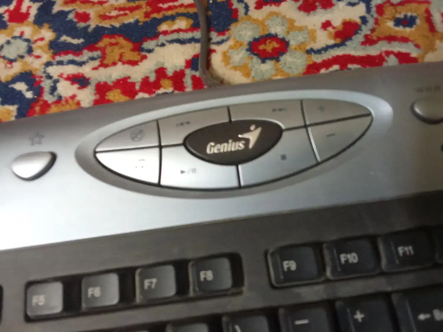 کیبورد برند Genius ژنیوس. کاملا سالم و تمیز.|قطعات و لوازم جانبی رایانه|مشهد, هنرور|دیوار