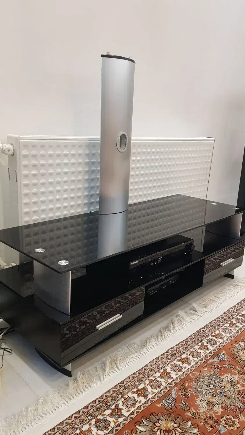 میز شیشه ای تلویزیون|میز تلویزیون|قم, شهرک قدس|دیوار