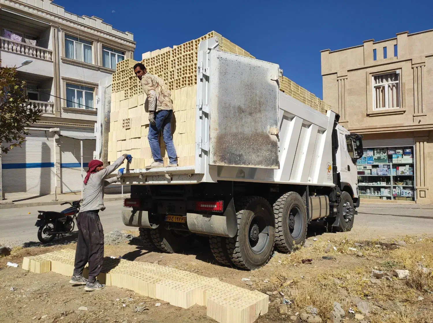 پرشین سفال ملایر|مصالح و تجهیزات ساختمان|نورآباد, |دیوار