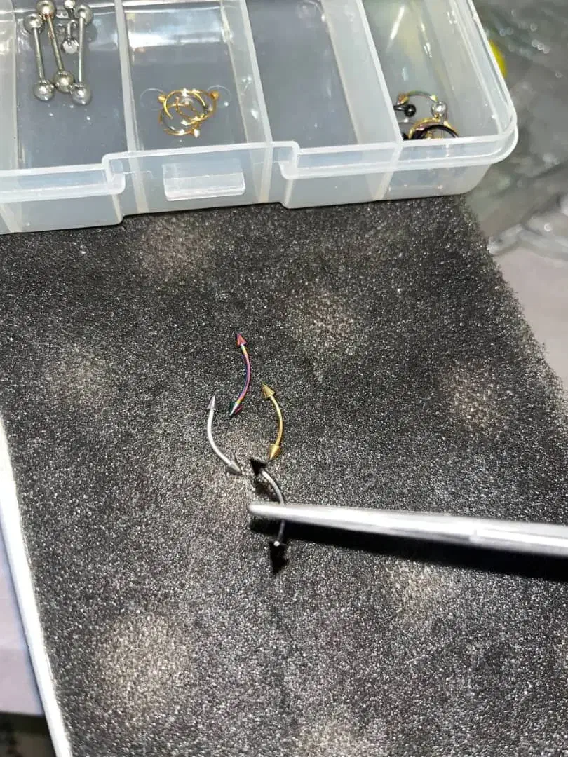 تعدای بدلیجات پیرسینگ|بدلیجات|شهریار, شهریار|دیوار