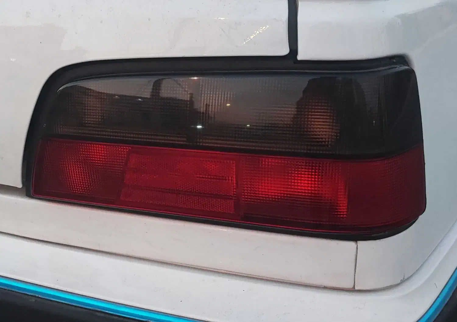 چراغ عقب پارس|قطعات یدکی و لوازم جانبی|دوگنبدان, |دیوار