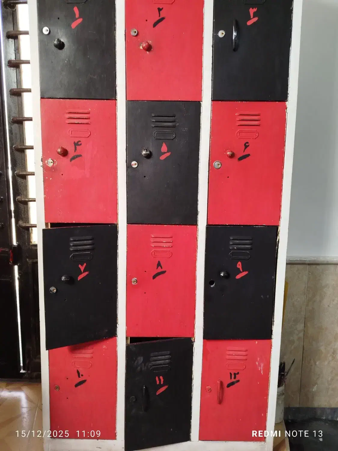 دوعدد کمد فلزی کاملا سالم|جاکفشی، کمد، دراور|اسلام‌‌آباد غرب, |دیوار