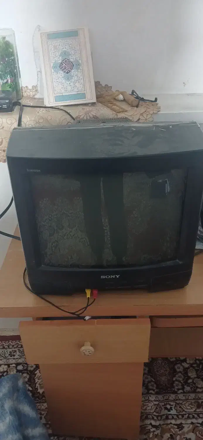 تلوزیون ۱۴ اینچ سونی ژاپن|تلویزیون و پروژکتور|بروجرد, |دیوار