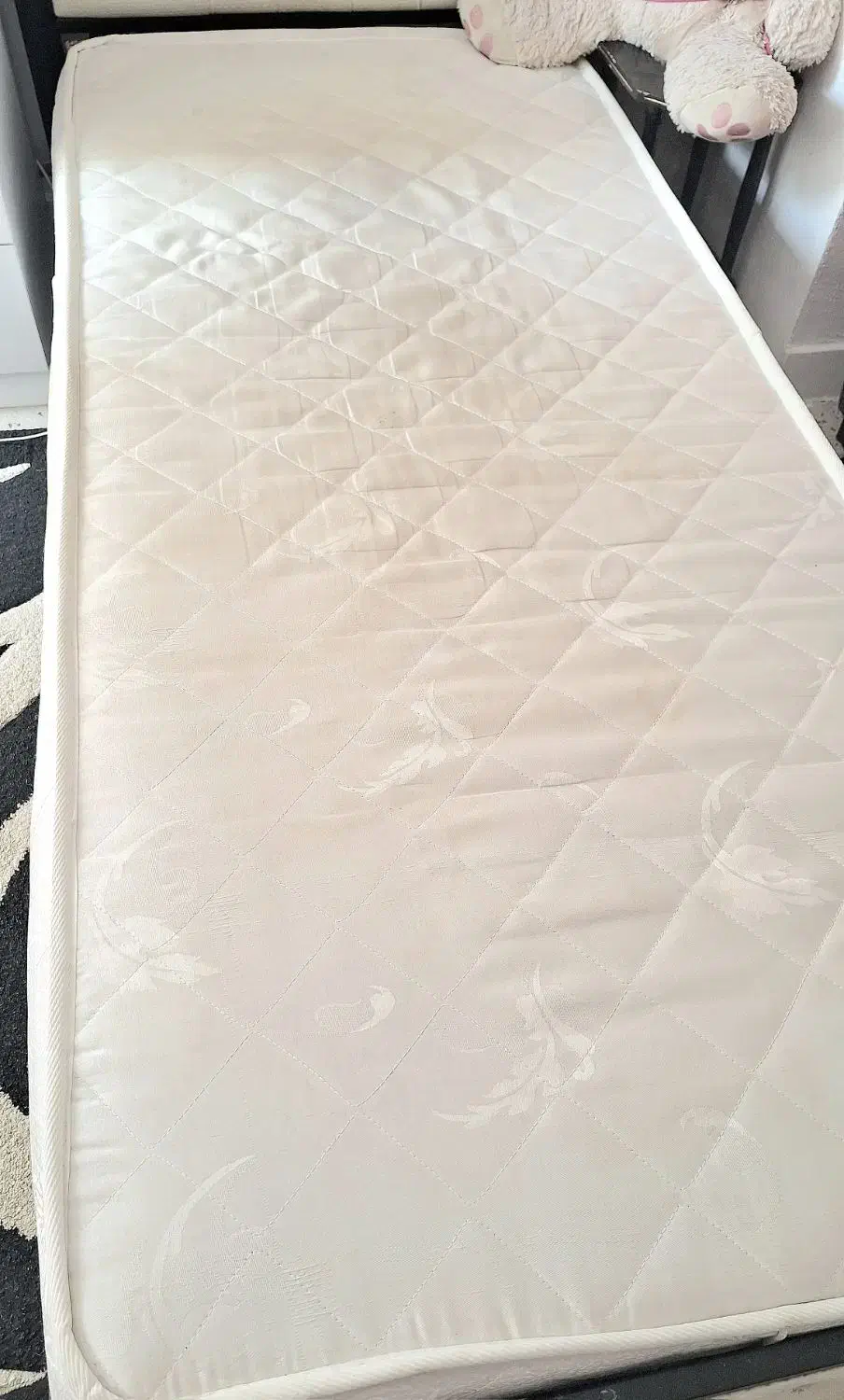 خوش خواب|تشک تختخواب|بندر انزلی, نیمه شعبان|دیوار