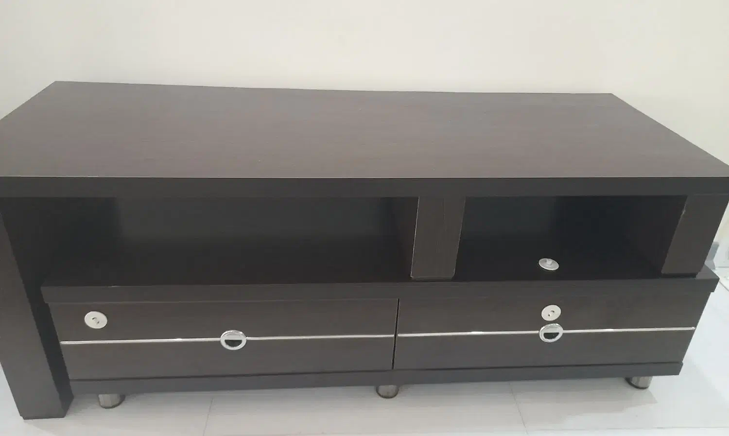 میز تلویزیون - سالم - در حد نو|میز تلویزیون|تهران, مجیدیه|دیوار