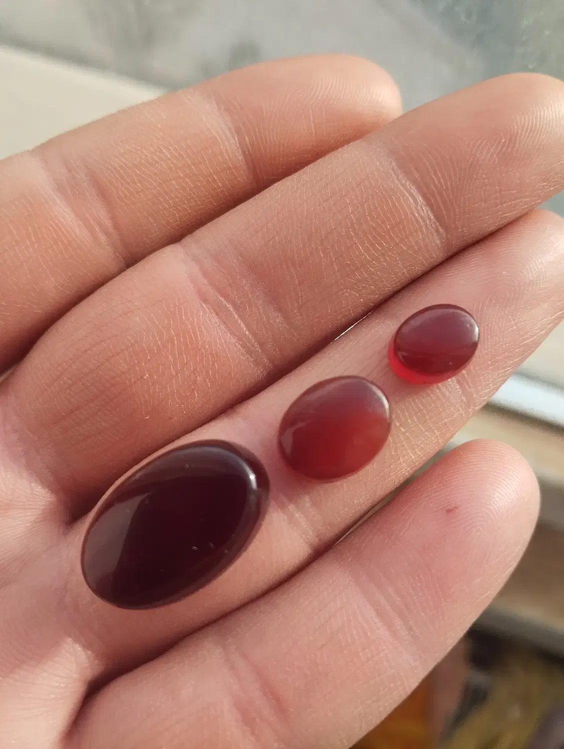 سه عدد سنگ عقیق|جواهرات|هشتگرد, فاز ۲ مهستان|دیوار